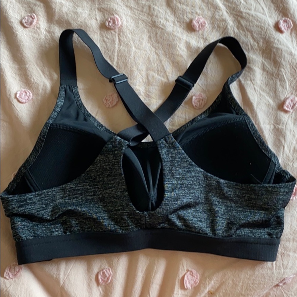 bra - Picture 2 of 2